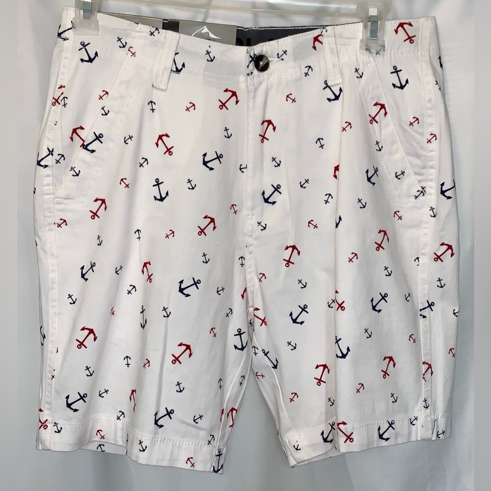 NWT Denali White Shorts Blue & Red Anchors Stretch Relaxed Fit Nautical Size 32